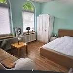 Private In Mit Grossem Garten By Interhome Apartament *