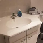 Private In Mit Grossem Garten By Interhome Apartament