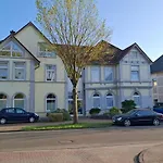 Apartament Private In Mit Grossem Garten By Interhome *