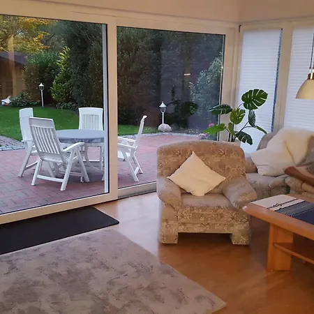 Private In Mit Grossem Garten By Interhome Lejlighed *